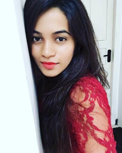 Actress Bhavani Sre Photos