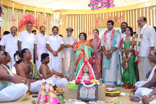 Vishagan Soundarya Rajinikanth Wedding Stills (1)